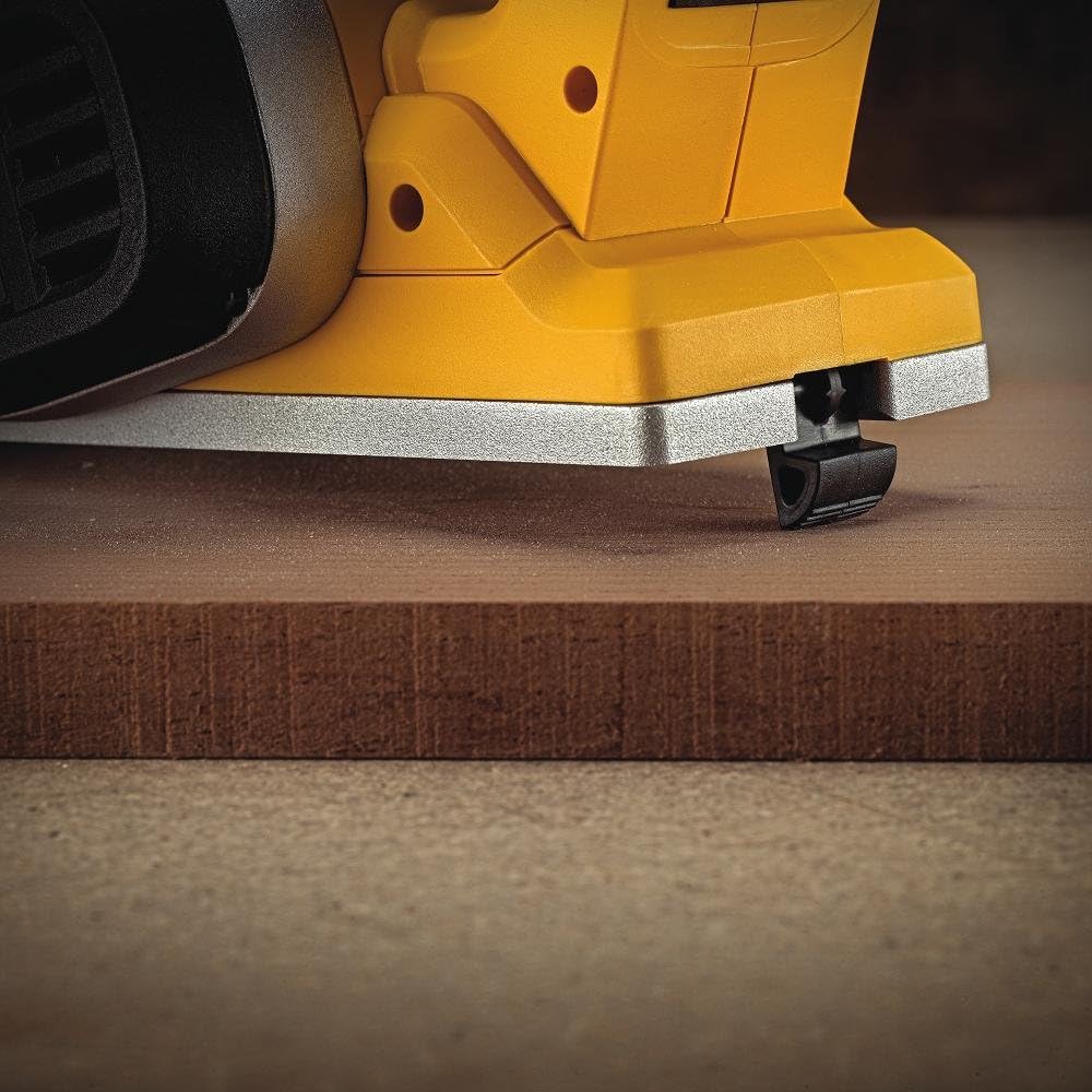 DEWALT DCP580B Electric Hand Planers product image 5