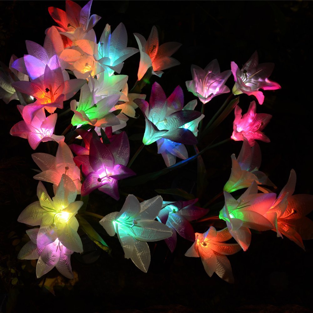 Solar Garden Lights, 2 Pack Outdoor Stake Light with 8 Lily Flower, Multi-Color Changing LED Solar Decorative Lights for Path,Garden, Patio and Yard (Purple and White)