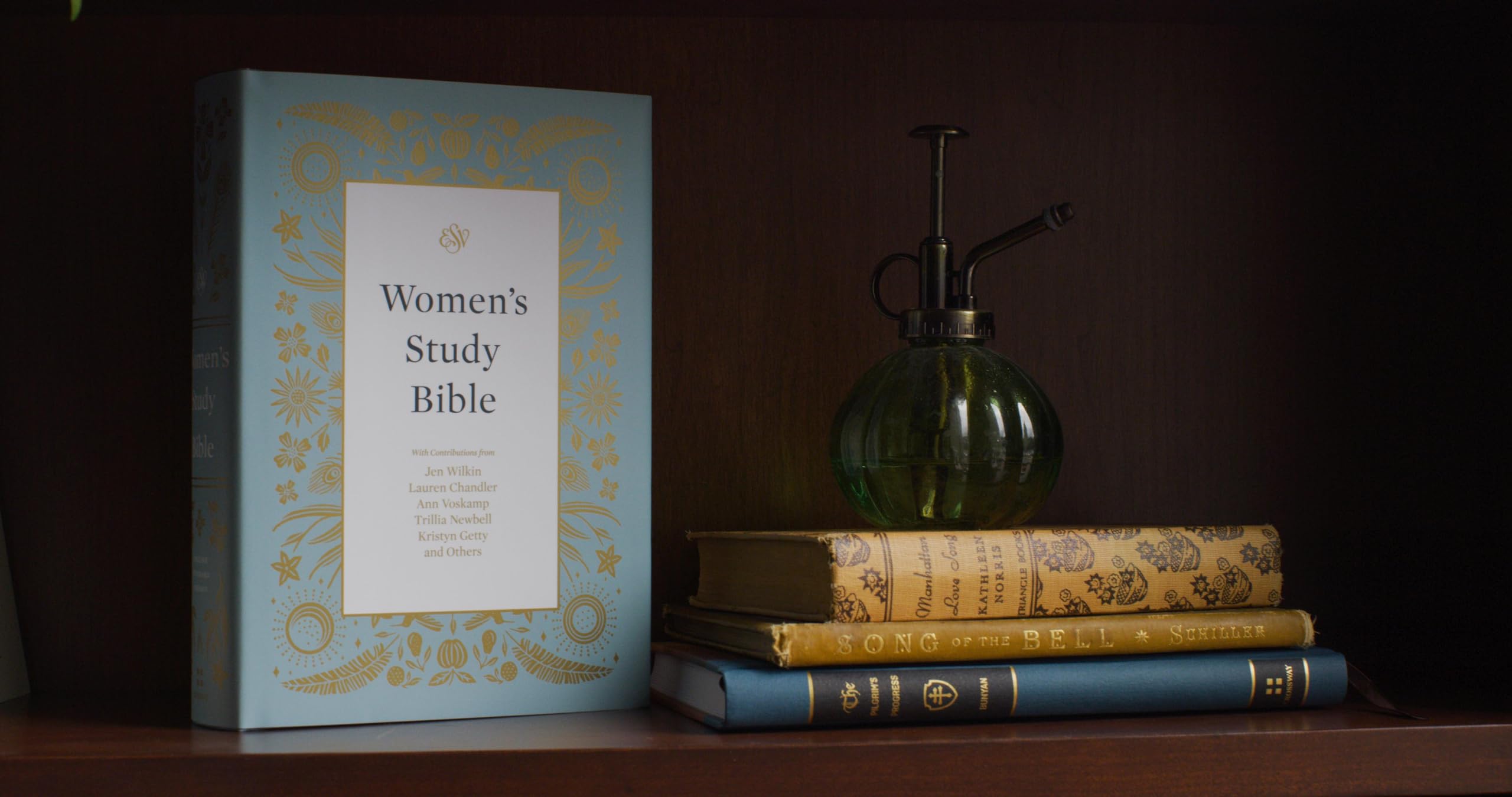 ESV Women's Study Bible (Hardcover): Holy Bible, English Standard Version ESV Women's Study Bible (Hardcover): Holy Bible, English Standard Version Hardcover