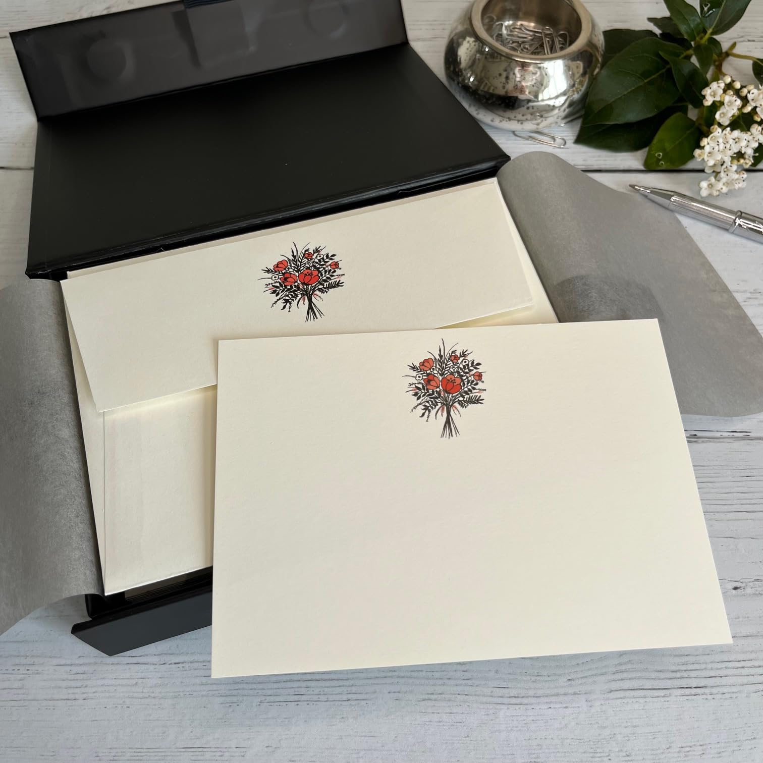 Wagtail Designs Notelets with a Bouquet of Flowers Illustration in a lovely Black Box with Ribbon (packet of 20 notelets and envelopes)