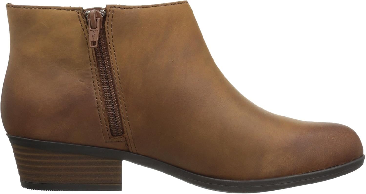 clarks addiy zora