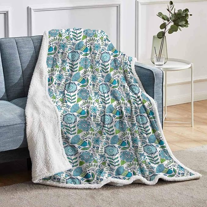 YUAZHOQI Blue and Green Fuzzy Soft Fleece Throw Blanket Flora and Fauna