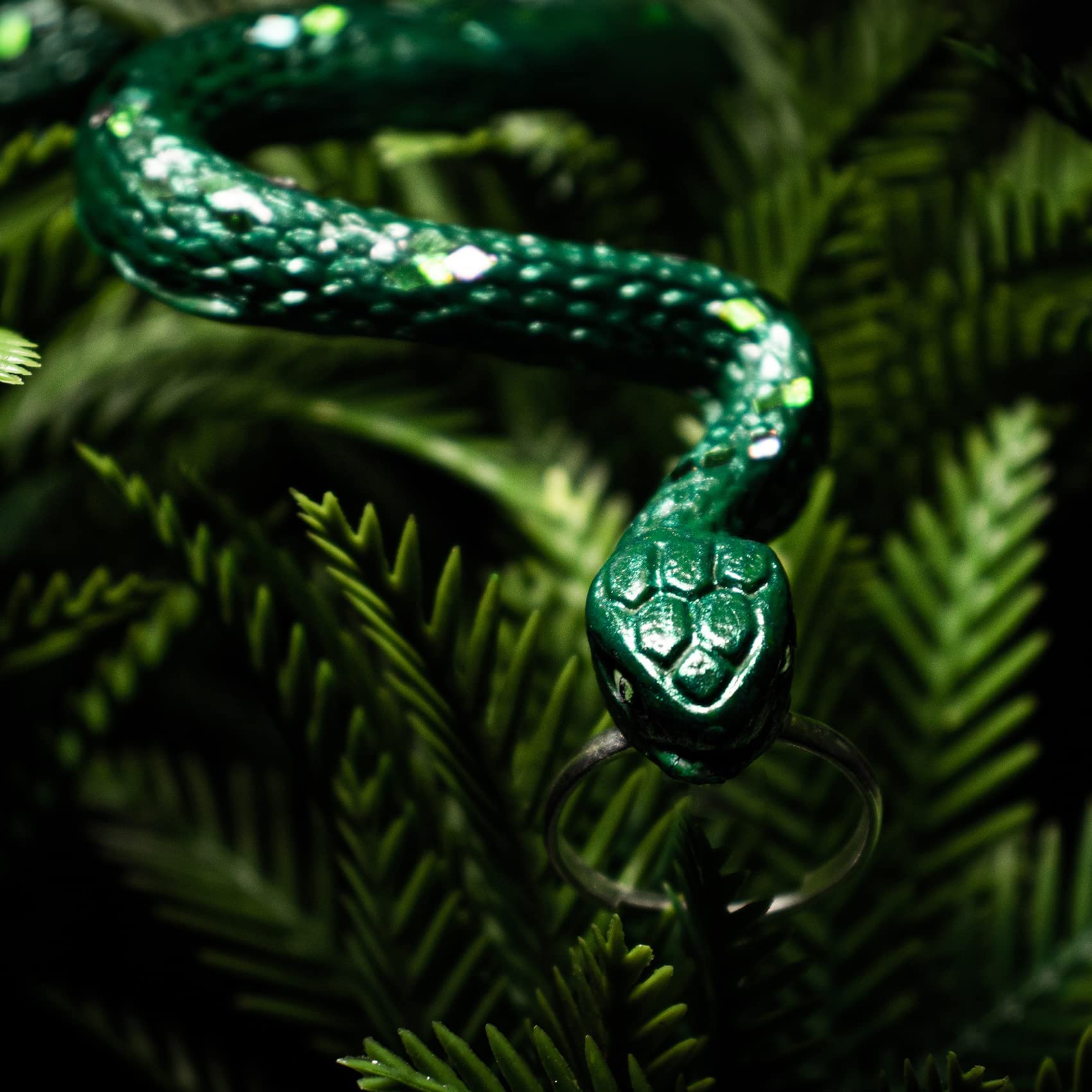 Scary Prank Fondant Silicone Molds Insects Bat Snake, Sugarcraft Cake Decorating, Cupcake Topper, Epoxy Resin, Polymer Clay Craft Projects 10-Count