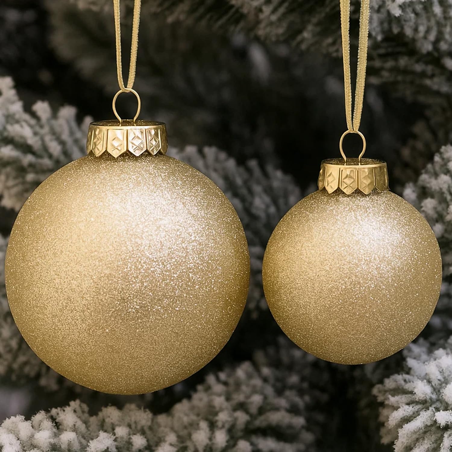 SLEETLY Gold Baubles for Christmas Tree Decorations, Shatterproof Plastic 60mm and 80mm Glitter Snow Balls, Icicles and Snowflakes, Ornament Set of 32