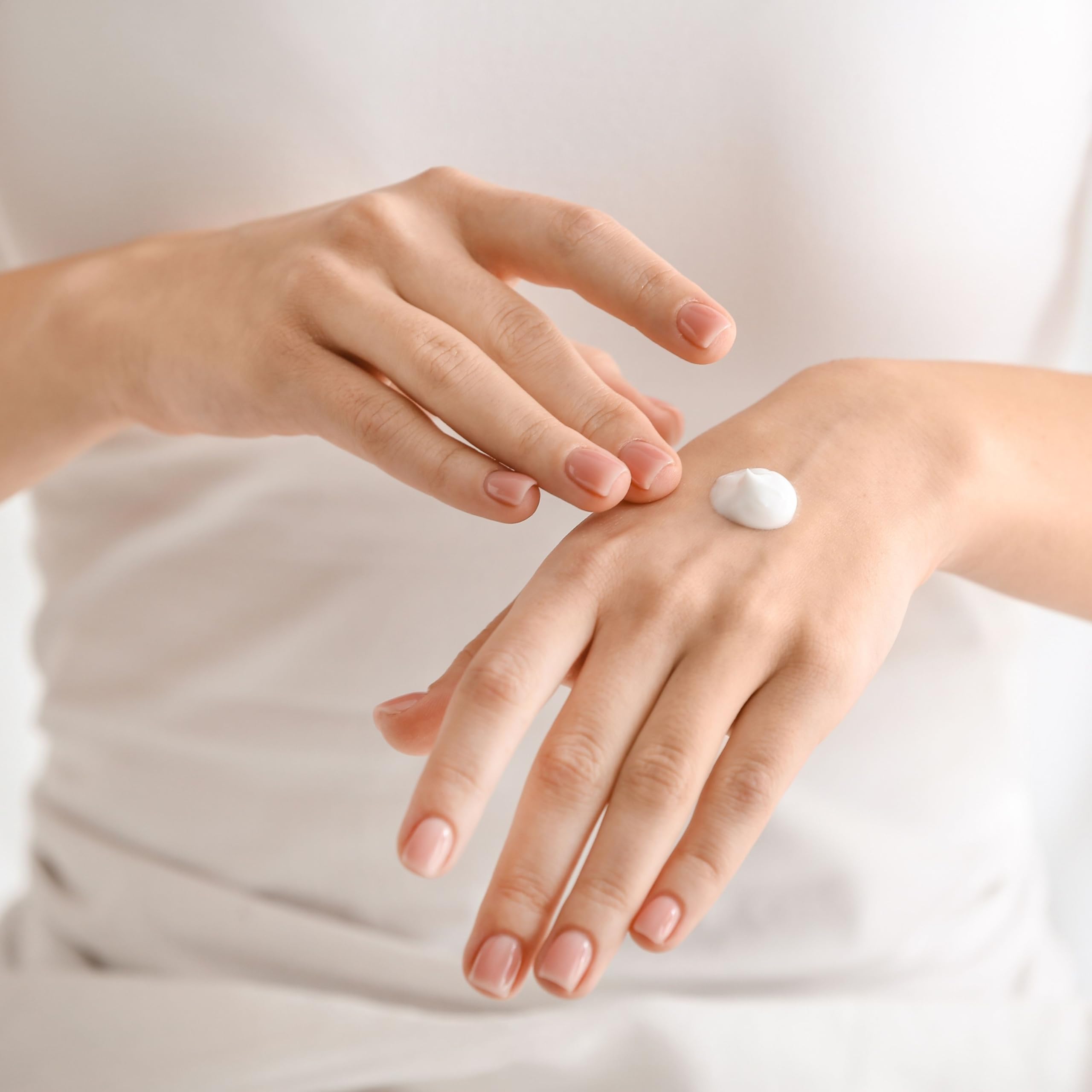 Dionis Goat Milk Skincare Hand Cream (Vanilla Bean, 1 oz)