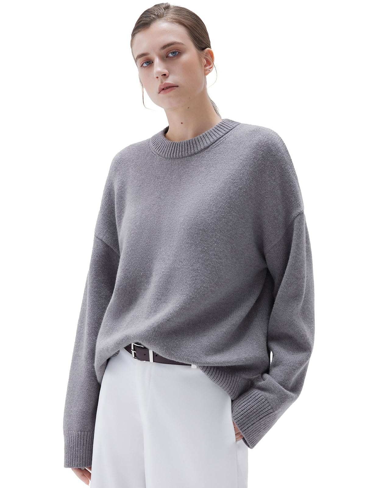 Photo 1 of SUUKSESS Women Cashmere Oversized Sweaters Long Sleeve Pullover Tops Fall Outfits Crew Neck Jumpers (Heather Grey,M)