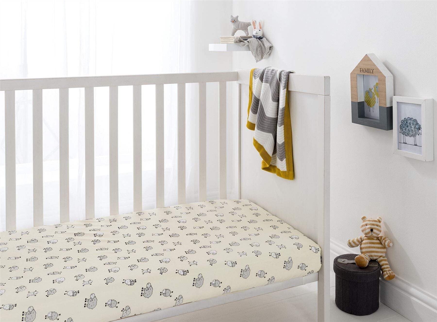 Cuddles & Cribs 1 Pack GOTS Certified Organic Cotton Fitted Crib Sheet - Sheep