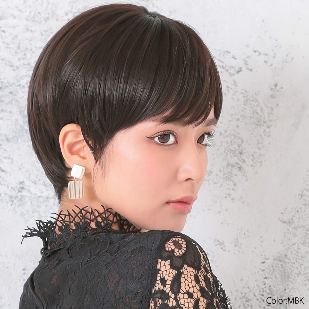 Amazon Aquadoll アクアドール ウィッグ ショート フルウィッグ ボーイッシュ クール 黒髪 金髪 男装 フリーサイズ Dbr ディープブラウン Wg308dbr フルウィッグ 通販