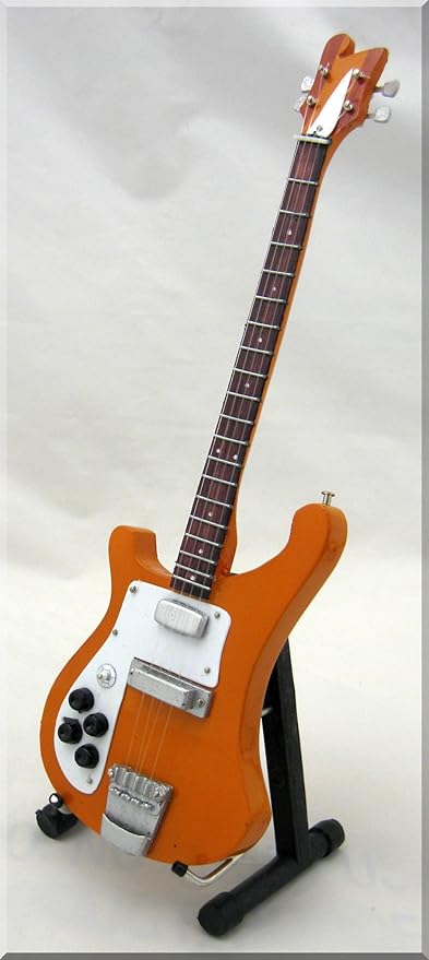 Amazon Co Jp Paul Mccartney ポール マッカートニー ミニチュア ギター付き リッケンバッカー Beatles ホーム キッチン