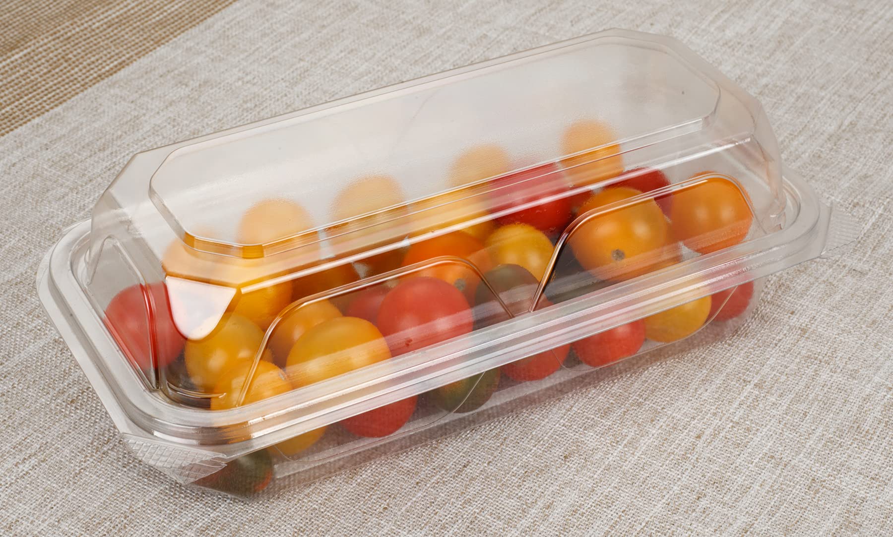 Photo 1 of Golden Apple, Clear Plastic Square Hinged Food Container, 5" Length x 9" Width x 3" Depth, 20pieces