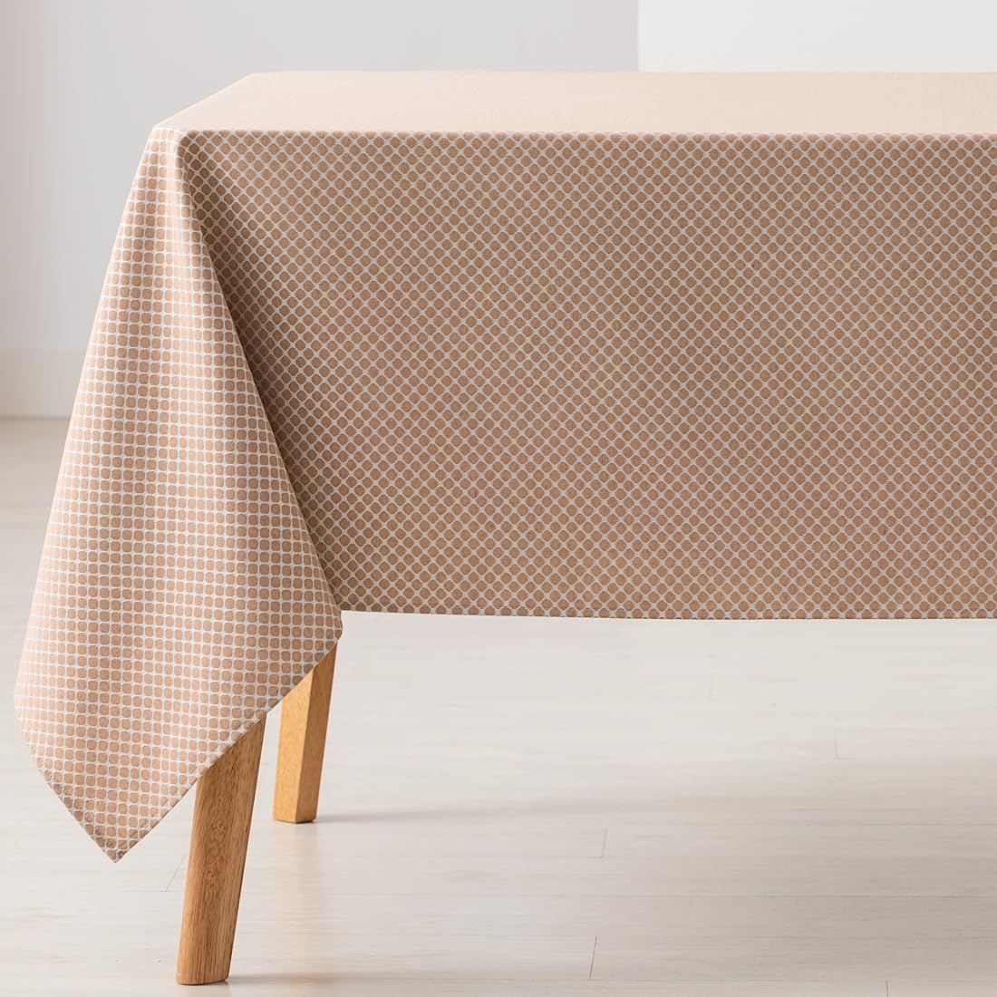 GAMUSI Stain Resistant Tablecloth Rectangular Small Diamond Smooth Jacquard Waterproof 140 x 100 cm, Touch Fabric, Taupe Colour