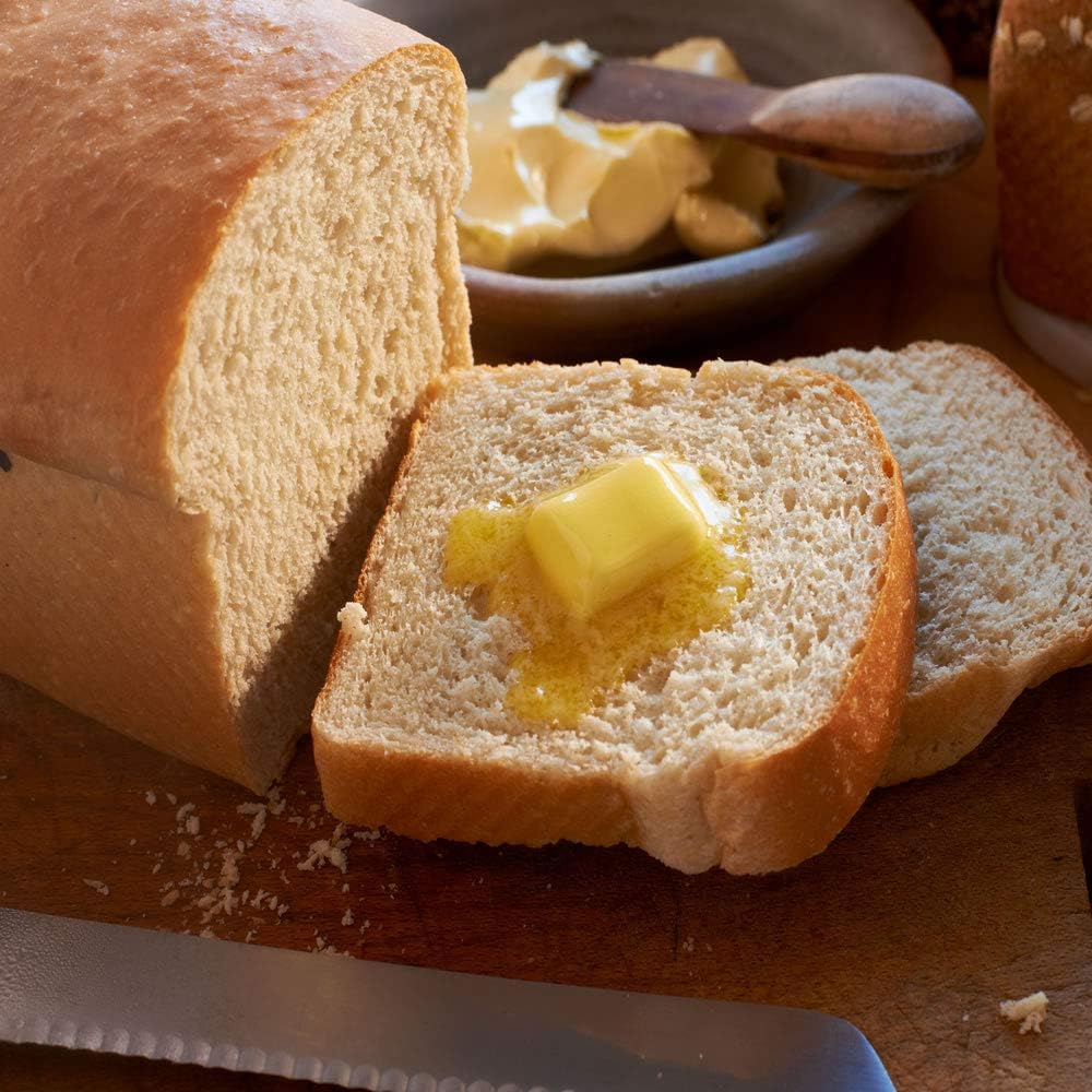 Village Candle Warm Buttered Bread 26 oz Glass Jar Scented Candle, Large: Home & Kitchen