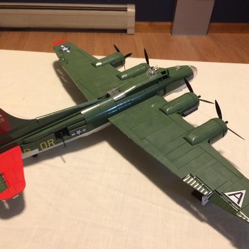 Cobi Historical历史系列 波音 B-17G 飞行堡垒轰炸机 积木模型 7.8折.94 海淘转运到手约￥586