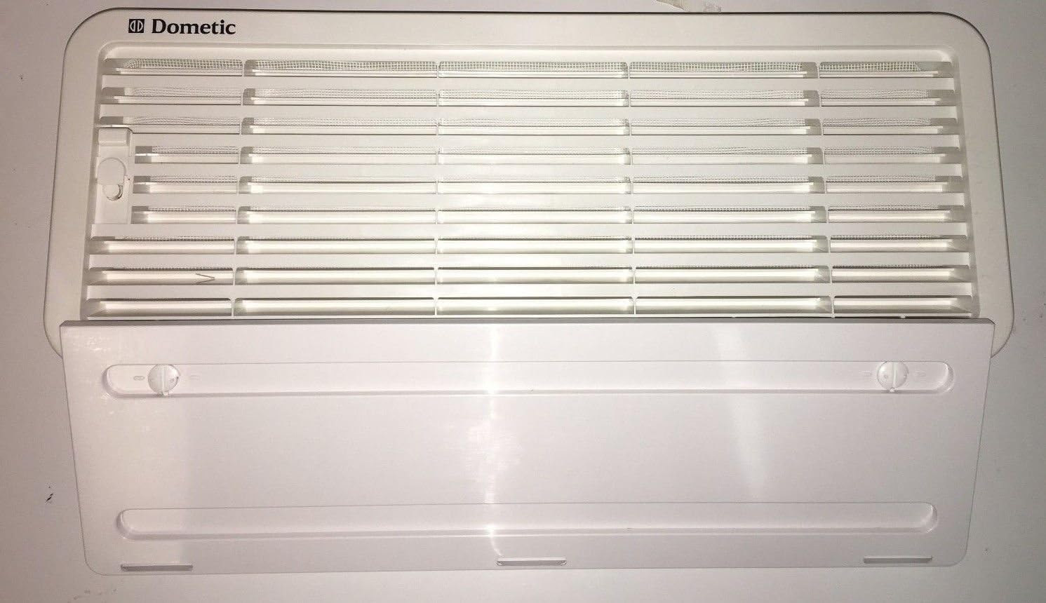 Dometic LS200 Fridge Bottom Ventilation Grill, White - Image 3