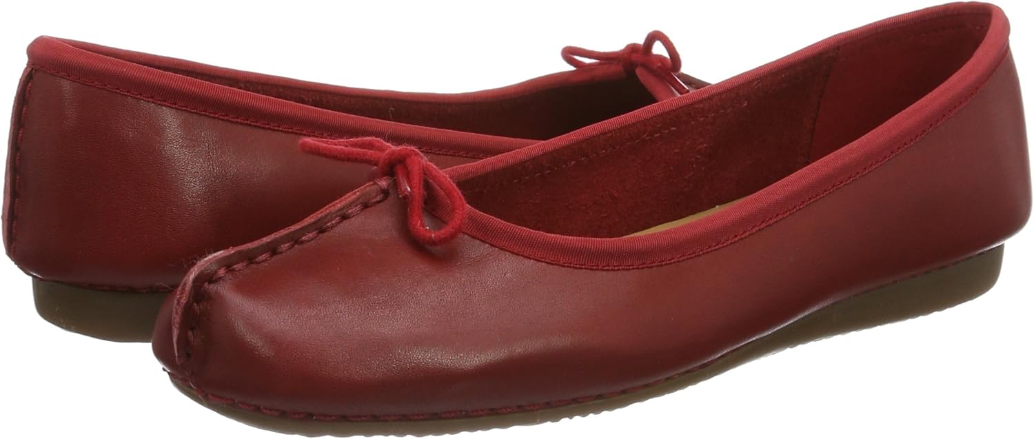 clarks freckle ice red