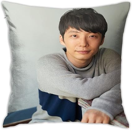Amazon Hot 星野源 ほしのげん Hoshino Gen 枕カバーパーソナライズされたカスタム両面印刷 ソファ枕カバー クッション 家庭用リビングルームの背もたれ 車のモダンなミニマリスト枕カバー 45 X 45cm 枕カバー ピローケース オンライン通販