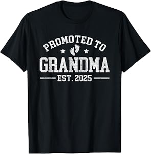 Promoted to Grandma est. 2025 Grandparents Baby Announcement T-Shirt