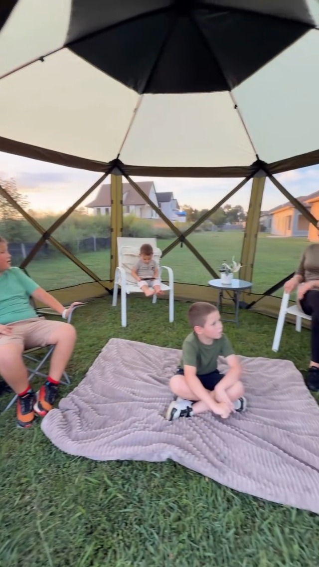 TPHORK 10x10FT Pop Up Screen Tent Gazebo Review: Instant Hexagon Shelter with Mosquito Netting image 27