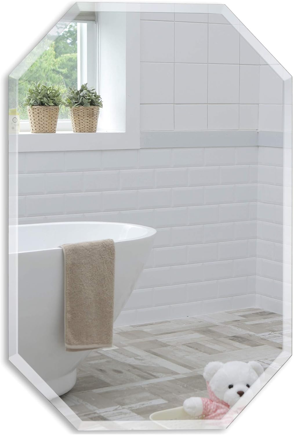 Schöner achteckiger Badezimmerspiegel, modern und stylish, mit