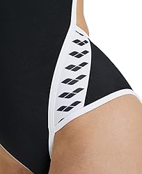 ARENA Women's Icons Solid Sports Swimsuit Super Fly