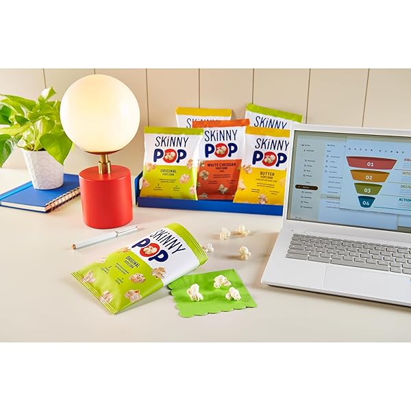 SKINNYPOP ORIGINAL,WHITE CHEDDAR AND BUTTER FLAVORED POPCORN, WHOLE GRAIN GLUTEN-FREE SNACKS, 0.65 OZ BAGS VARIETY BOX (18 COUNT)