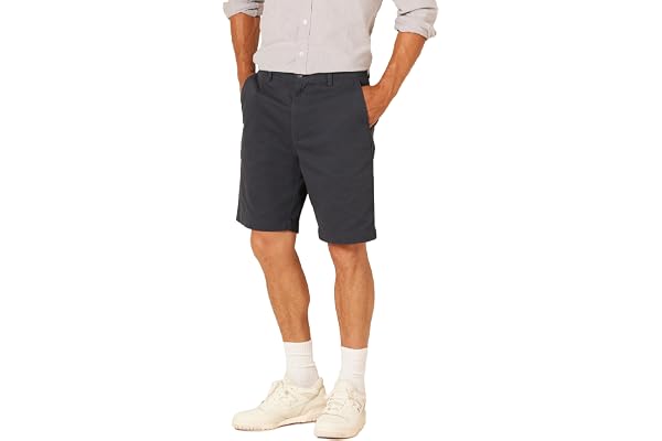 Amazon Essentials Mens Classic-Fit 9" Short
