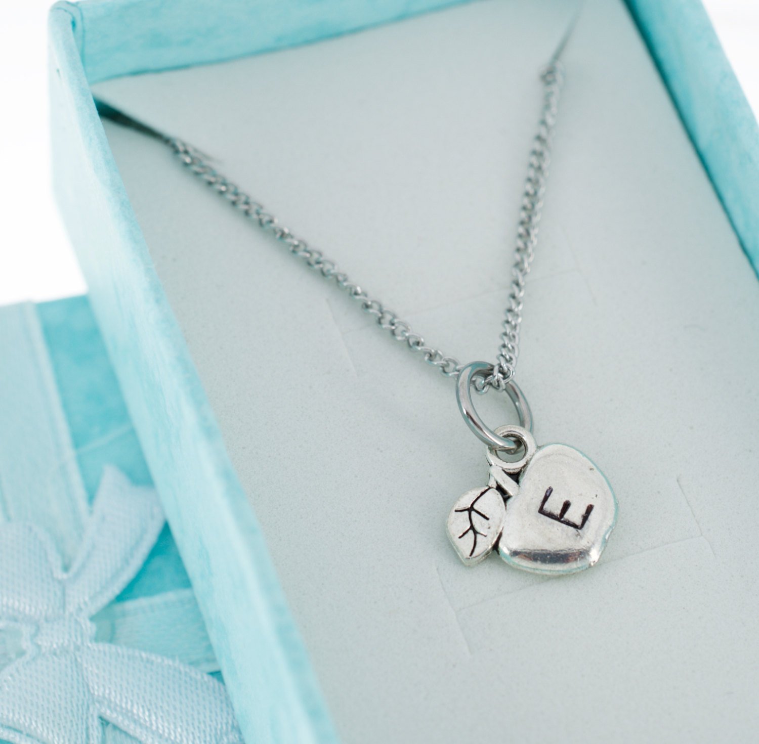 Amazon Com Little Girl S Silver Plated Personalized Apple Charm Necklace Initial Necklace Initial Charm Initial Jewelry Letter E Necklace Apple Handmade