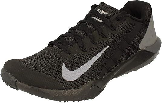 nike retaliation tr red