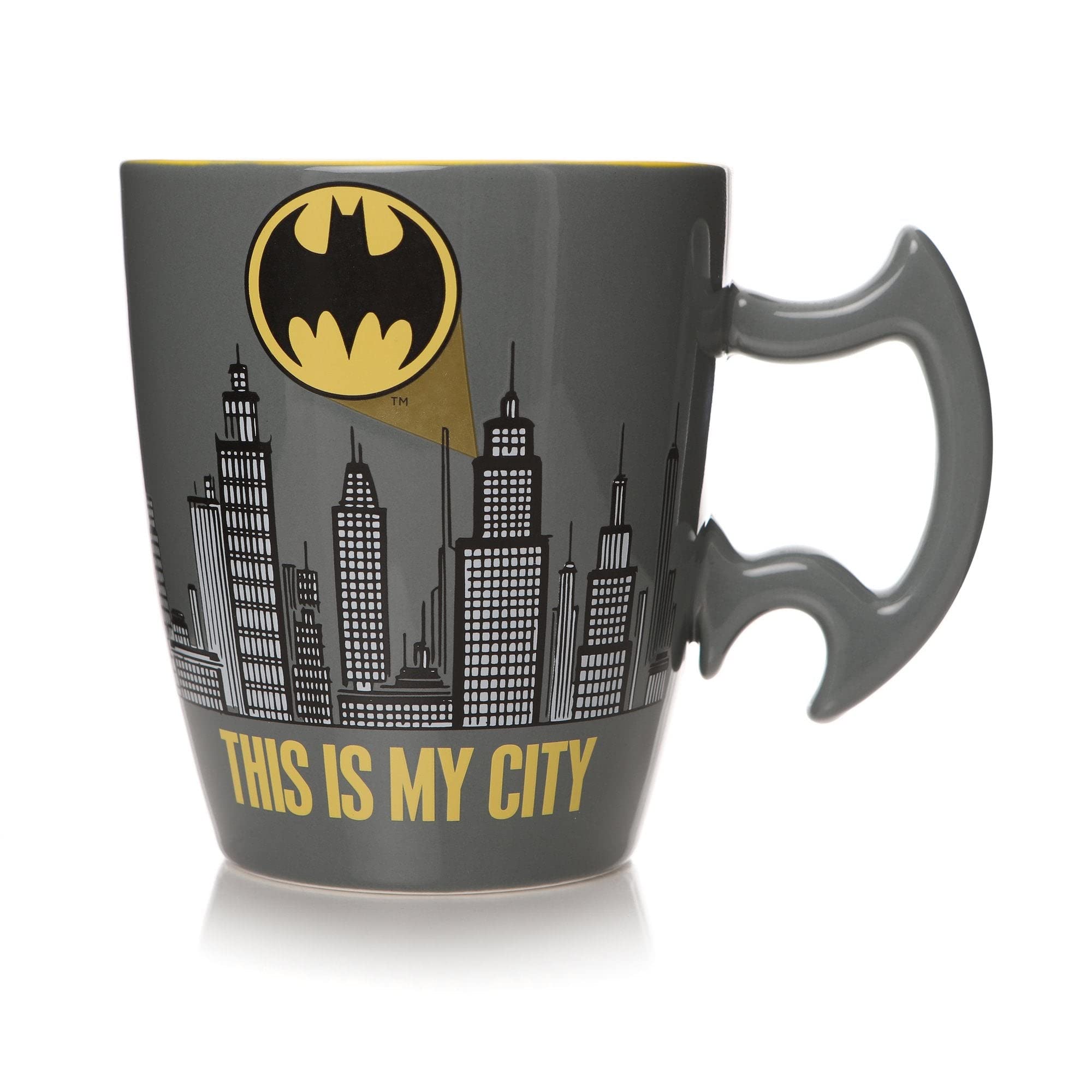 Mug Shaped Boxed (450ml) - Batman (City scene)