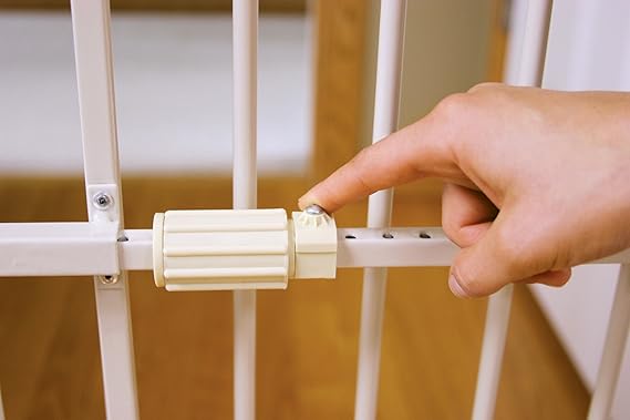 carlson extra tall metal expandable pet gate