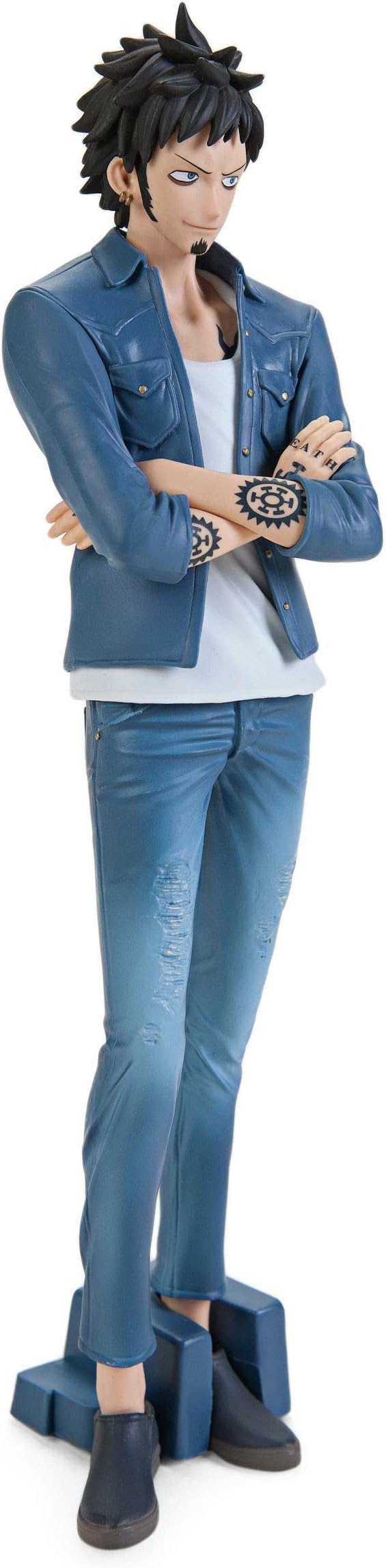 Amazon Com Banpresto Trafalgar Law Jeans Freak Series The Last Word Figure 1 Piece 7 1 Toys Games