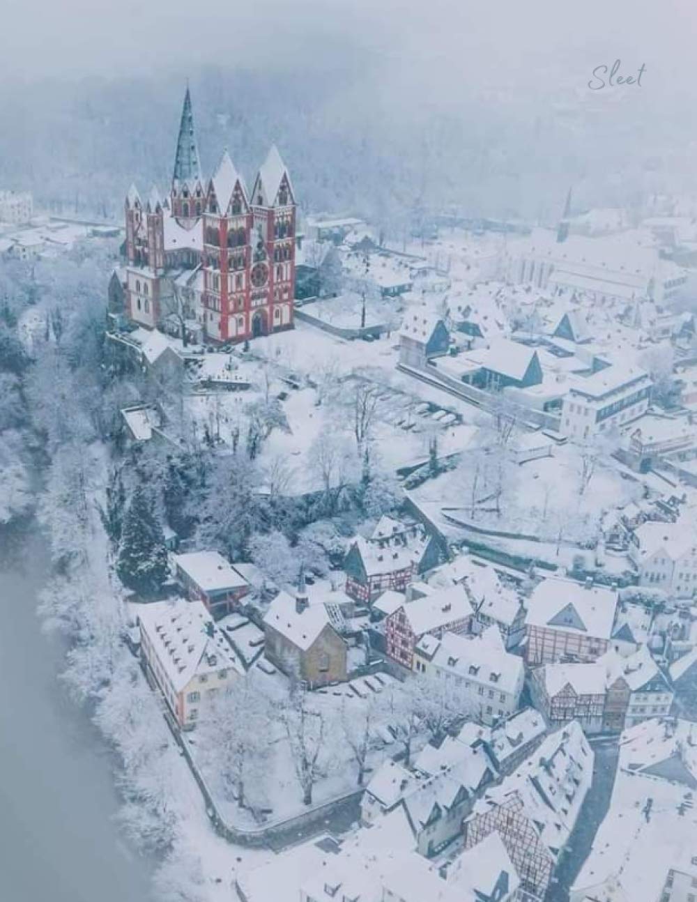 Sleet Notebook: Frozen Castle Journal 120 Blank Pages 8.5 x 11 Dimension