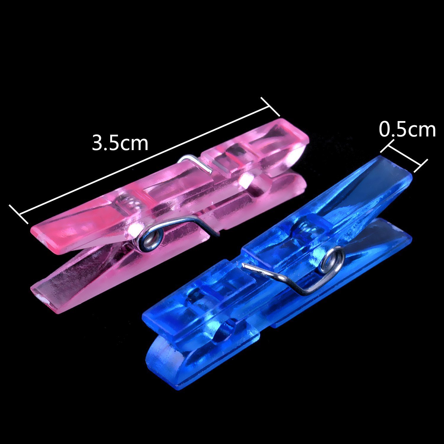 Amosfun Clip Per Asciugamani e Mollette Per Vestiti in Plastica, Clip Da Spiaggia Leggere e Antivento, Accessori Per Sedie Da Mare Per Viaggi e Campeggio, Confezione Da 3 Pezzi