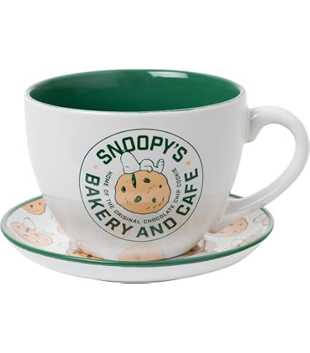 Amazon.com: Sunuupii 630737 Indigo Arabesque Cup & Saucer with