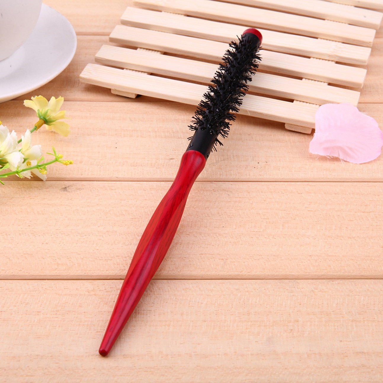 Amazon Com 1 Pack Comb Hair Brush Roll Hairbrush Combing Curls