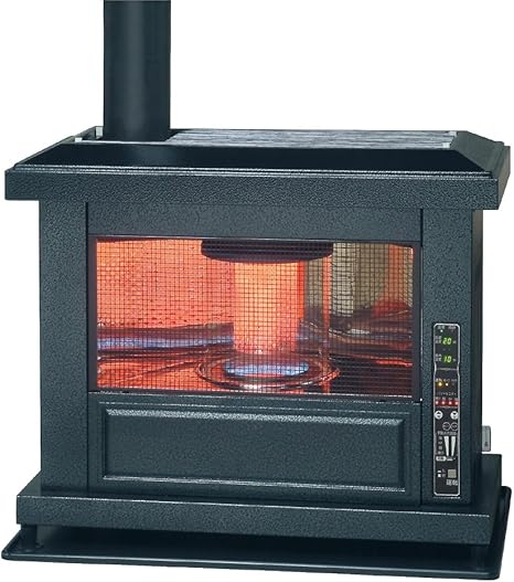 Amazon Co Jp トヨトミ 煙突式ストーブ コンクリート27畳まで 木造17畳まで 日本製 ブラック 取付工事は含みません Hr K650fb Diy 工具 ガーデン