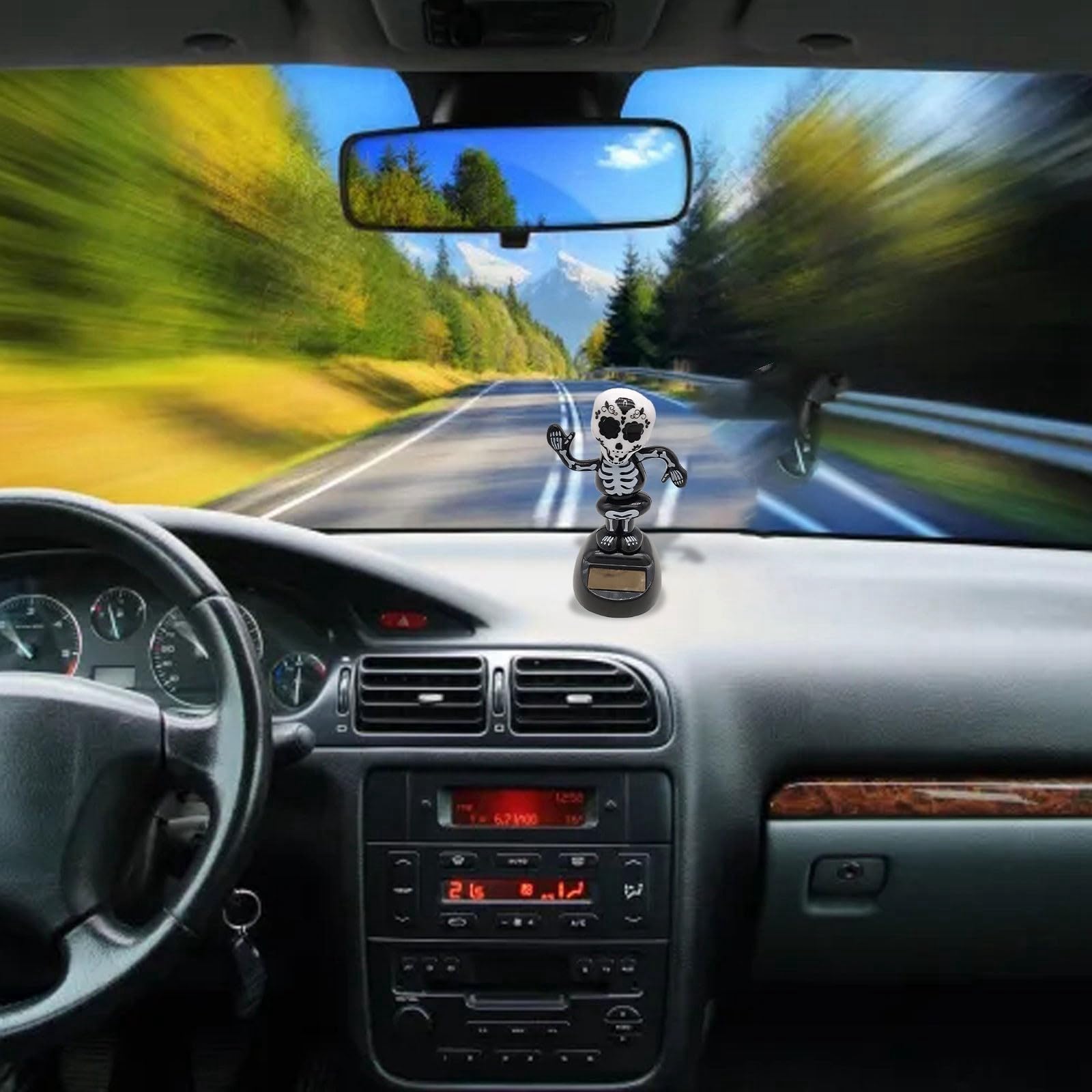 Dancing Skeleton Car Dashboard Decoration 2024 Halloween Solar Dancing Toy Skeleton Bobblehead Doll Halloween Decoration