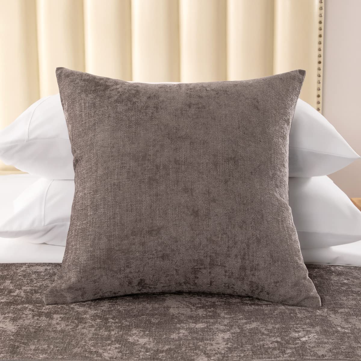 AMBERIS 2 Pillowcases (45×45cm)(Without Insert) Grey, Chenille Soft No Fading Modern 2 Pillowcases (Without Insert)