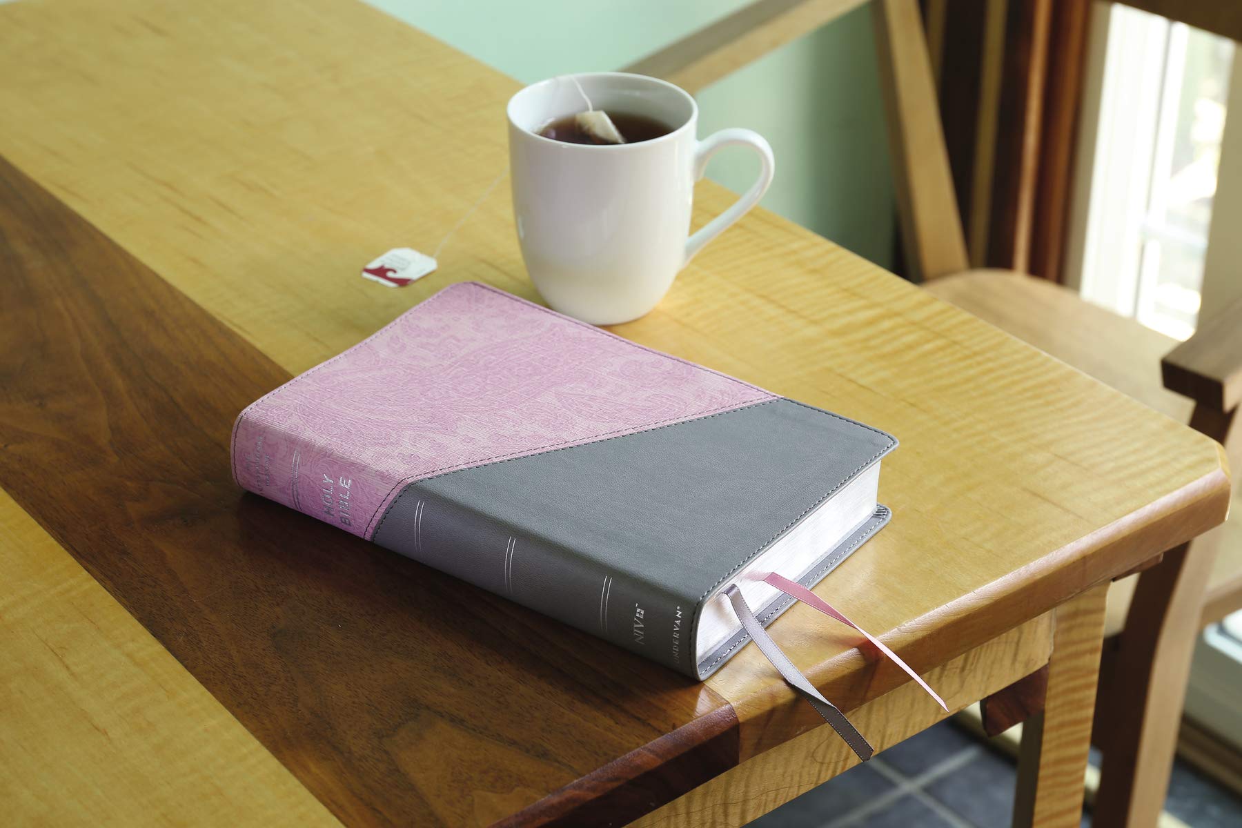 NIV, Personal Size Bible, Large Print, Leathersoft, Pink/Gray, Red Letter, Comfort Print NIV, Personal Size Bible, Large Print, Leathersoft, Pink/Gray, Red Letter, Comfort Print Imitation Leather