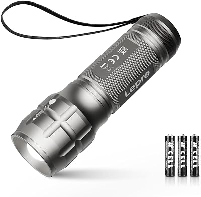 Lighting EVER LE1000 LED Torch Battery Powered Adjustable Focus IP44 Water
