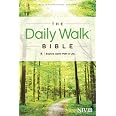 The Daily Walk Bible NIV (Softcover): Tyndale, Walk Thru the Bible ...