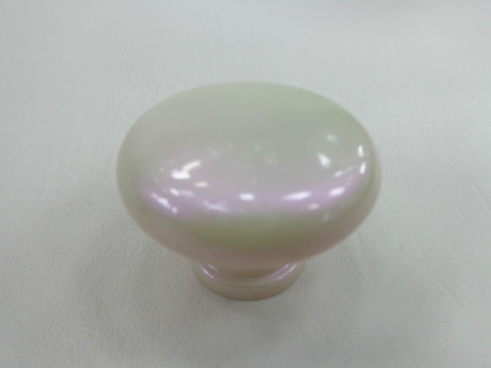 Siro Large Furniture Knobs Plastic Diameter 40 / Height 30 mm Pearl