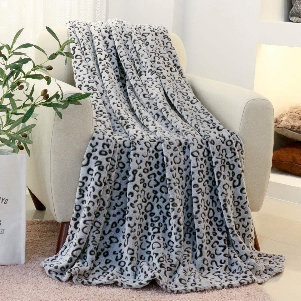 FY FIBER HOUSE Flannel Fleece Throw Microfiber Blanket with 3D Leopard Print,130x150cm,Grey, Grey Leopard, Throw/Single - 51"X59"