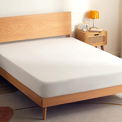 SONIVE Fitted Sheet 30cm Large Pocket, Fully Elasticated, Soft Jersey Brushed Polyester(145gsm),Easy Fit, for Children and Teenagers, White,135x190cm