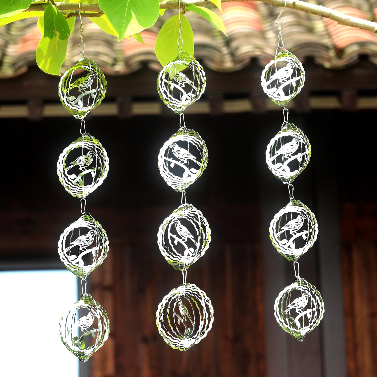 Set of 3 Bird Repellent Discs Glittering Wind Chimes Outdoor Garden Yard Decoration Reflective Wind Chimes to Keep Birds Away Silver Round Bird
