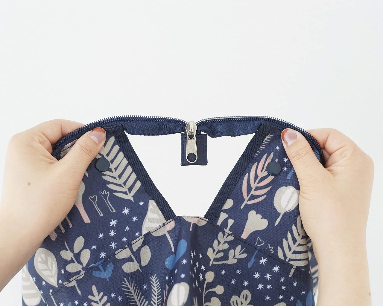 【キッピス ムック本 2021】kippis smart cooler eco bag BOOK:6/11発売【ムック本付録】キッピスの新世代エコバッグ パカッと開く、V字スリット付き