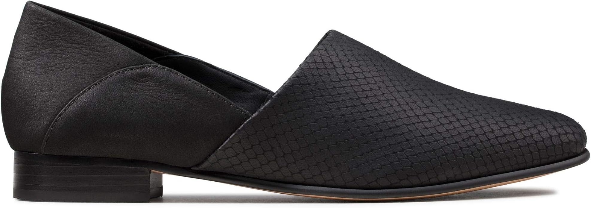 clarks pure tone black