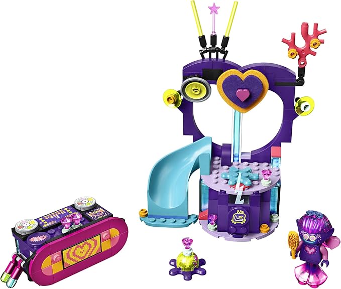 trolls travel art easel