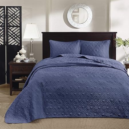Amazon Com Madison Park Quebec King Size Quilt Bedding Set Navy