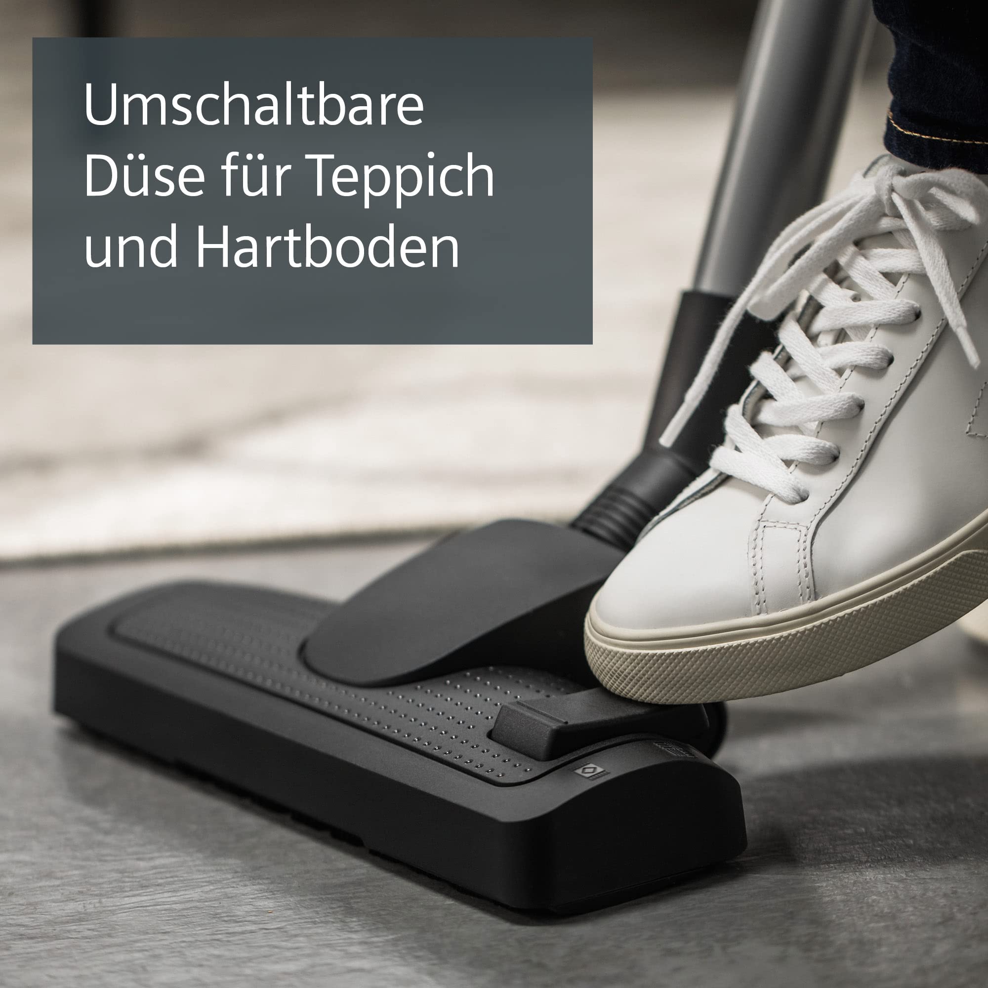 Siemens Staubsauger mit Beutel synchropower VS06B1110, Bodenstaubsauger, Hygiene-Filter, Bodendüse für Hartboden und Teppich, Starke Saugleistung, langes Kabel, Fugendüse, 700 W, blau 8